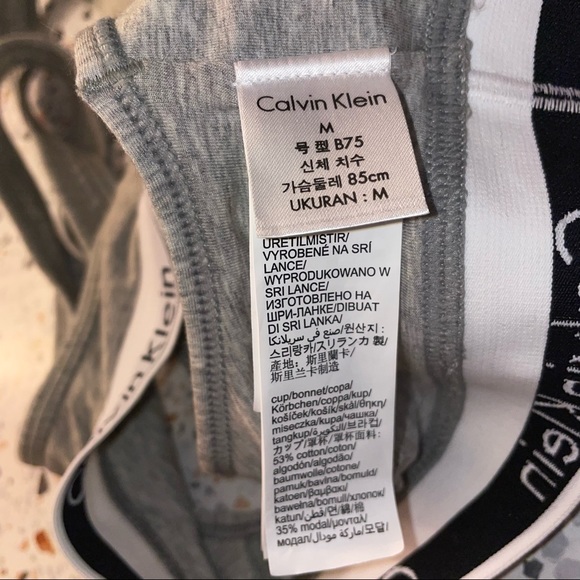 Calvin Klein Padded Bralet - Picture 3 of 3